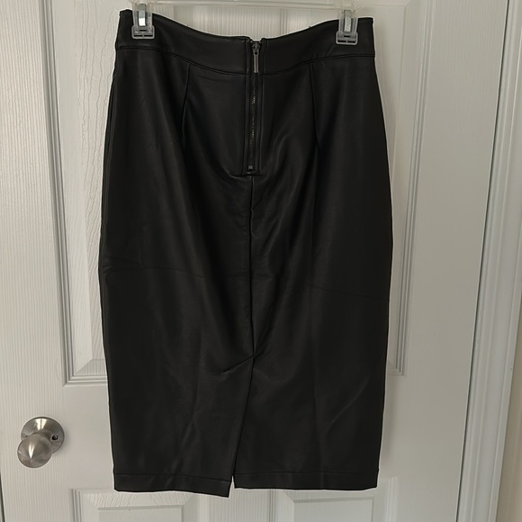 Reitmans - Faux Leather Skirt - Picture 2 of 9